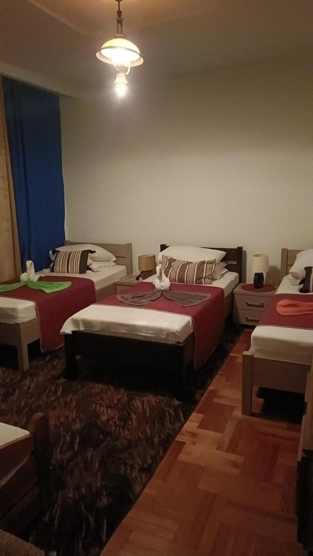 Hostel Познан Екстериор снимка