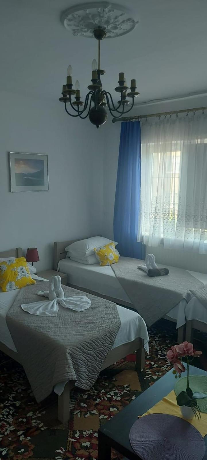Hostel Познан Екстериор снимка