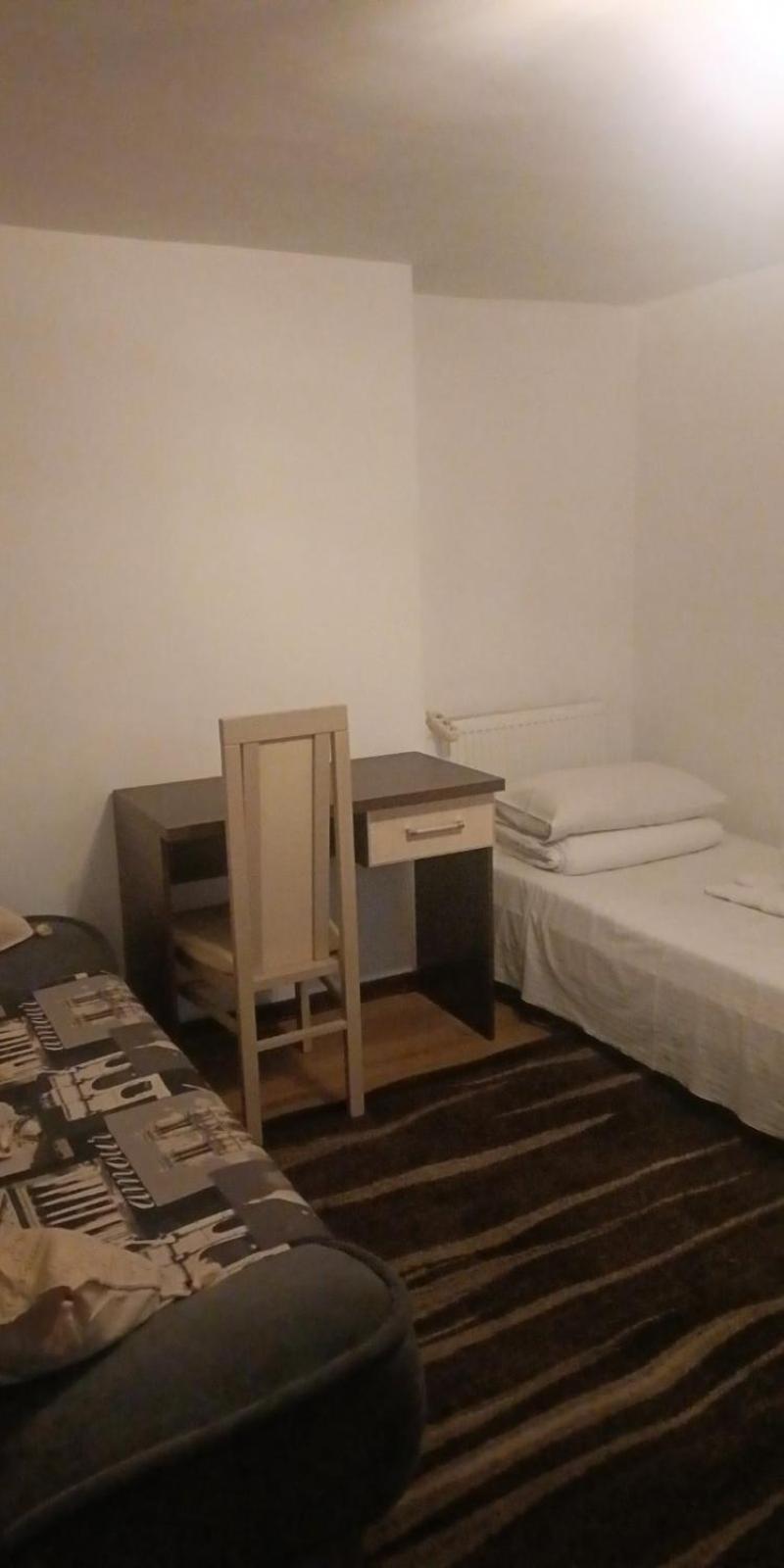 Hostel Познан Екстериор снимка